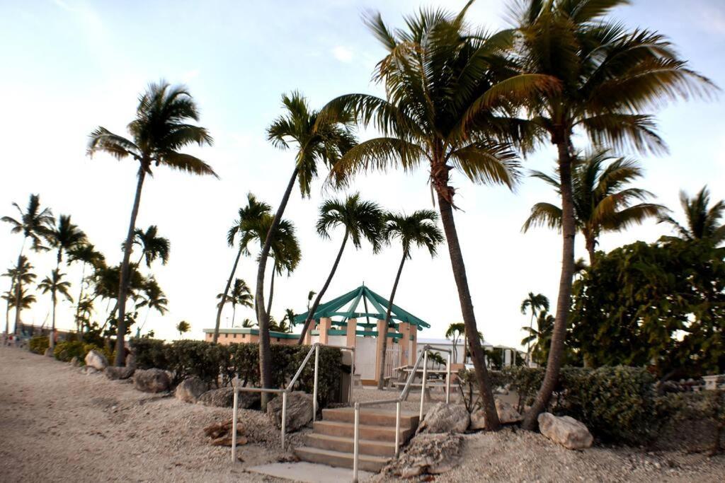 Pelican's Roost, Waterfront Comfort At Venture Out Ferienhaus Cudjoe Key