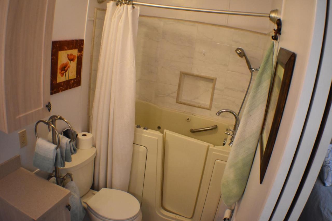 Pelican's Roost, Waterfront Comfort At Venture Out Ferienhaus Cudjoe Key
