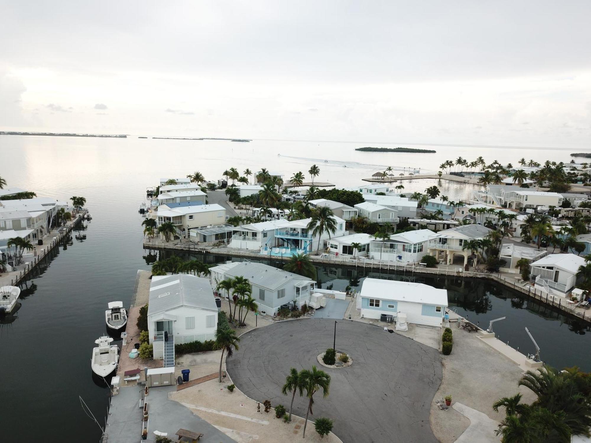 Pelican's Roost, Waterfront Comfort At Venture Out Cudjoe Key